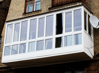Теплые немецкие окна с трёхкамерным профилем, отделка сбоку сайдингом