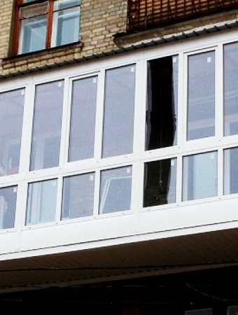 Теплые немецкие окна с трёхкамерным профилем, отделка сбоку сайдингом