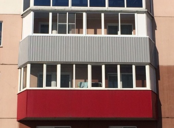 Остекление балкона под ключ с отделкой