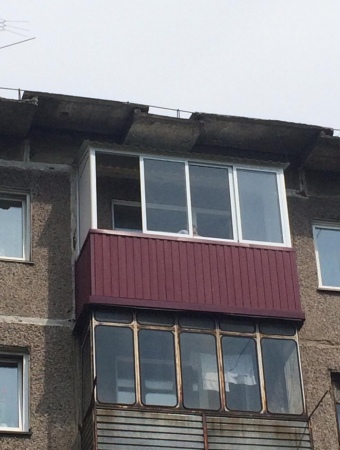 Раздвижной холодный профиль, облицовка снаружи сайдингом