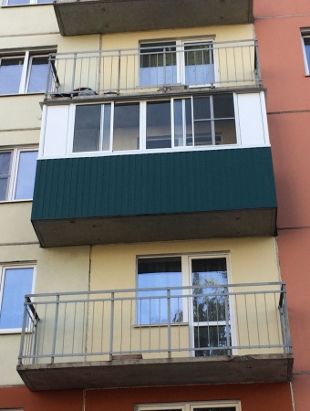 Холодной остекление с внутренней отделкой панелью ПВХ