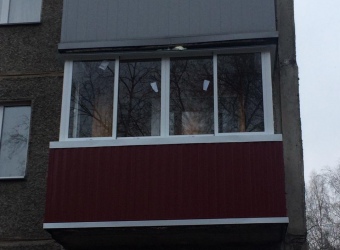 Холодный балкон с сайдингом